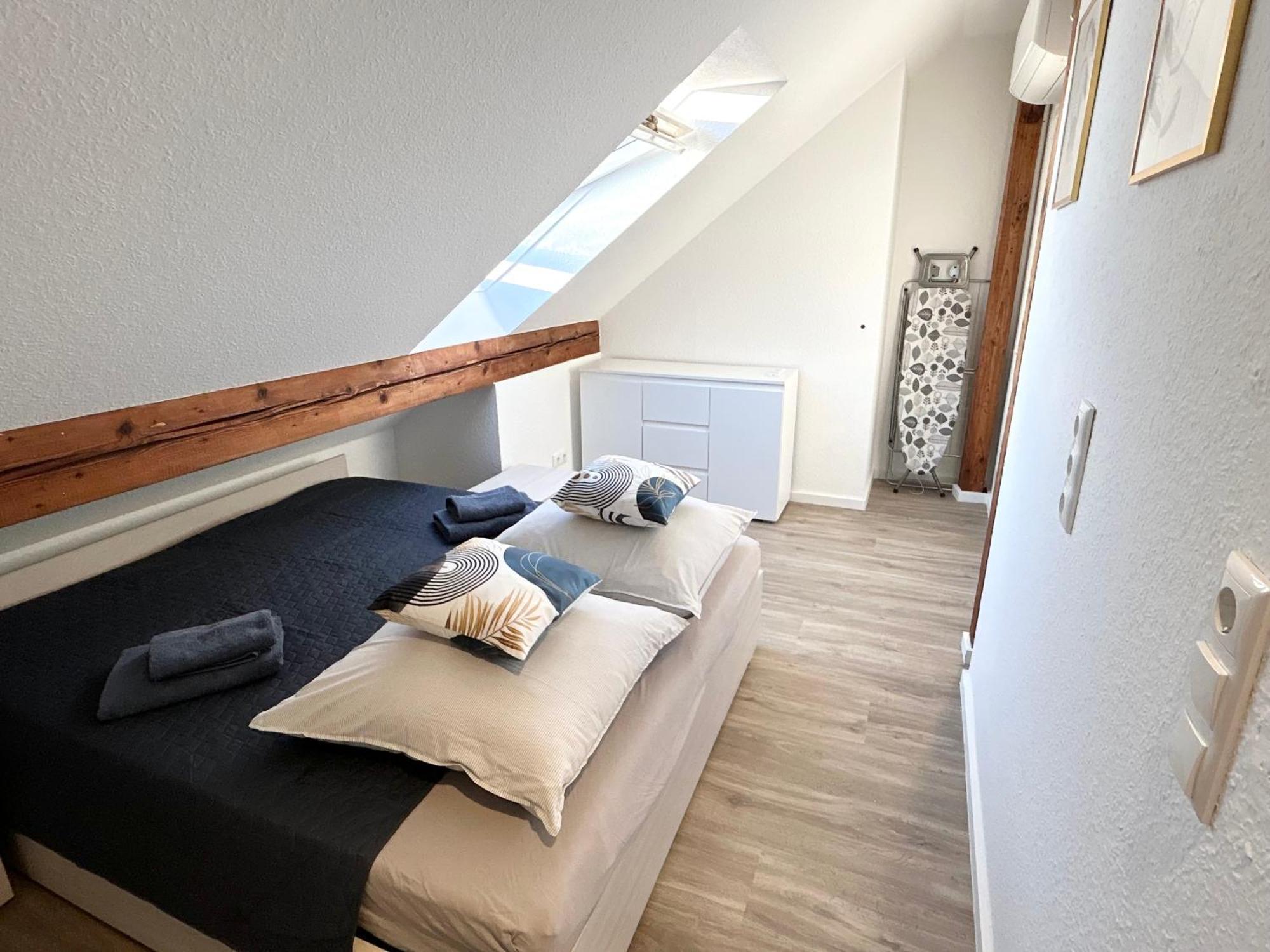 Lgh-Moderne, Ruhige Wohnung, Naehe Zum Flughafen Und Autobahn, 24H-Self-Check-In, Vollausgestattet, Disneyplus, Waschmaschine Langenhagen  Ngoại thất bức ảnh